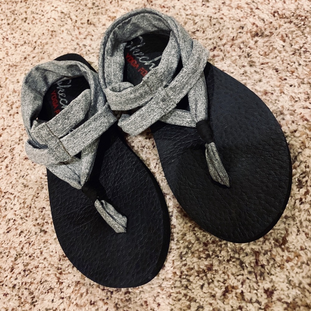 Sketcher yoga sandals